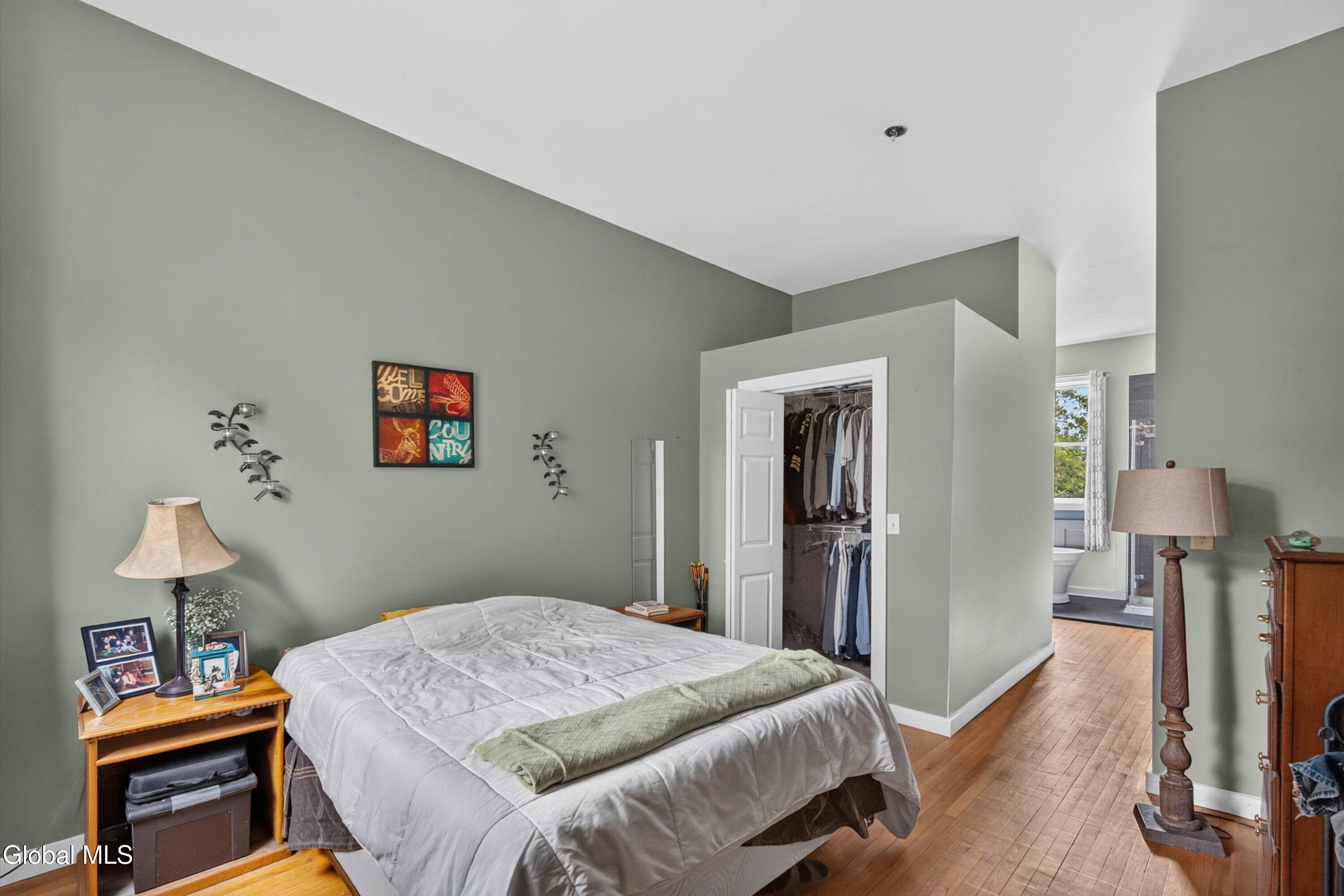 1099 Ny-32 Stillwater NY 12170