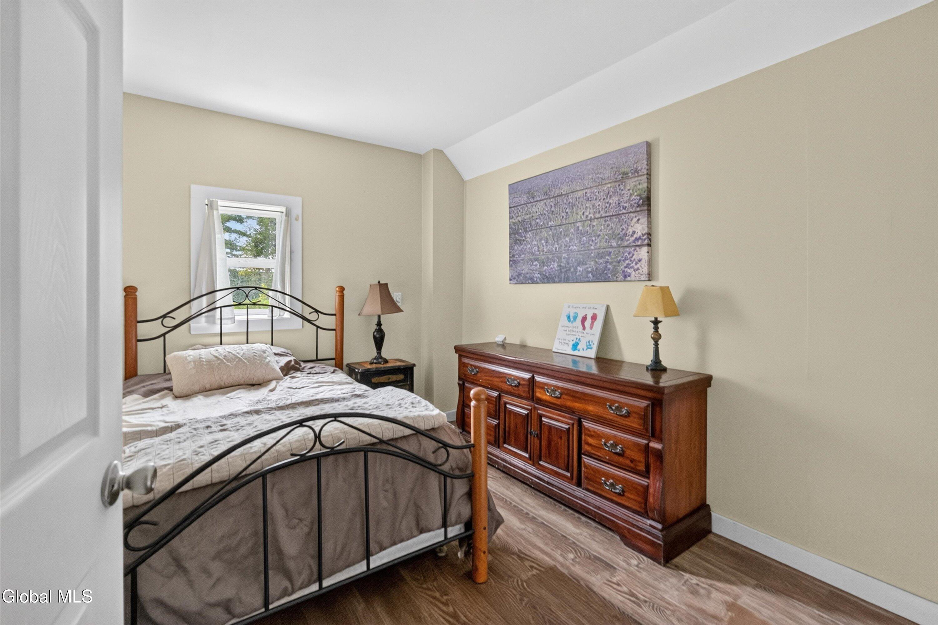 1099 Ny-32 Stillwater NY 12170