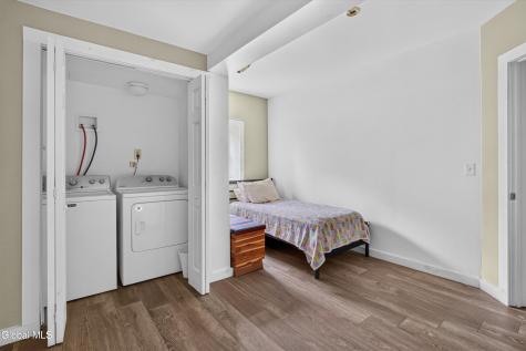 1099 Ny-32 Stillwater NY 12170