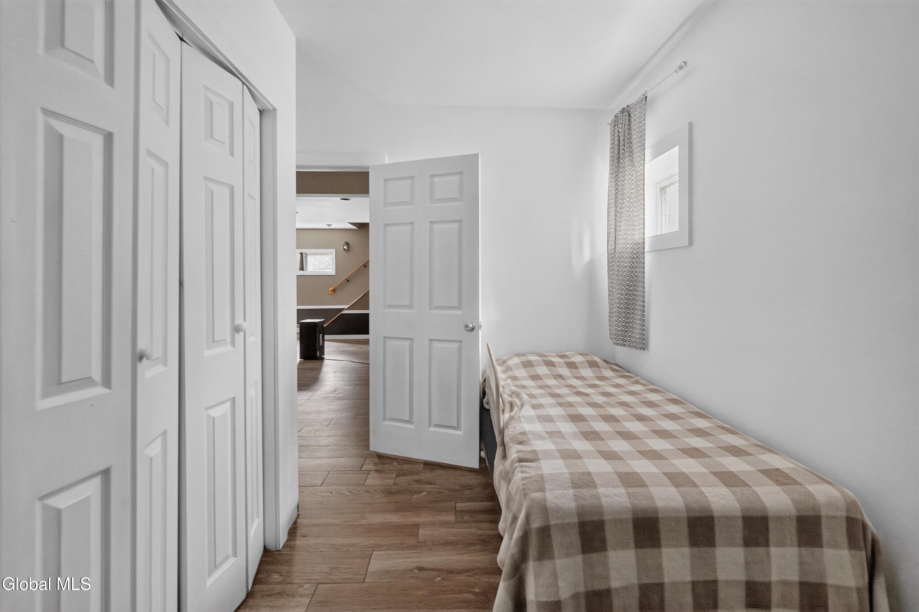 1099 Ny-32 Stillwater NY 12170
