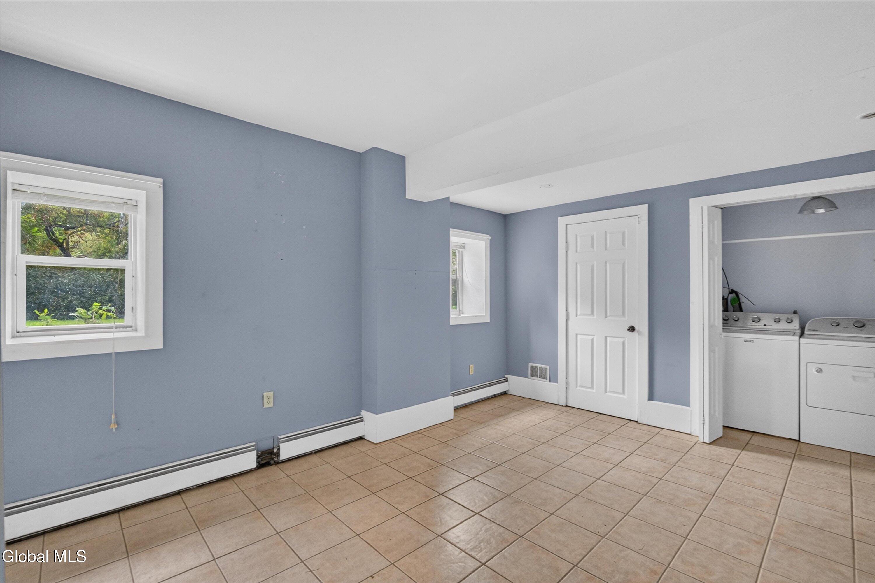 1099 Ny-32 Stillwater NY 12170