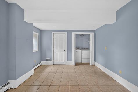 1099 Ny-32 Stillwater NY 12170