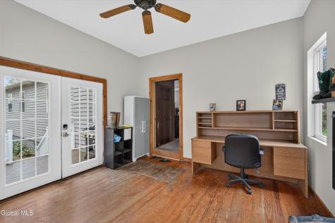 1099 Ny-32 Stillwater NY 12170