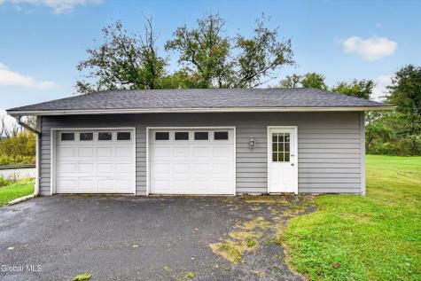 1099 Ny-32 Stillwater NY 12170