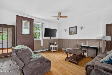 1099 Ny-32 Stillwater NY 12170