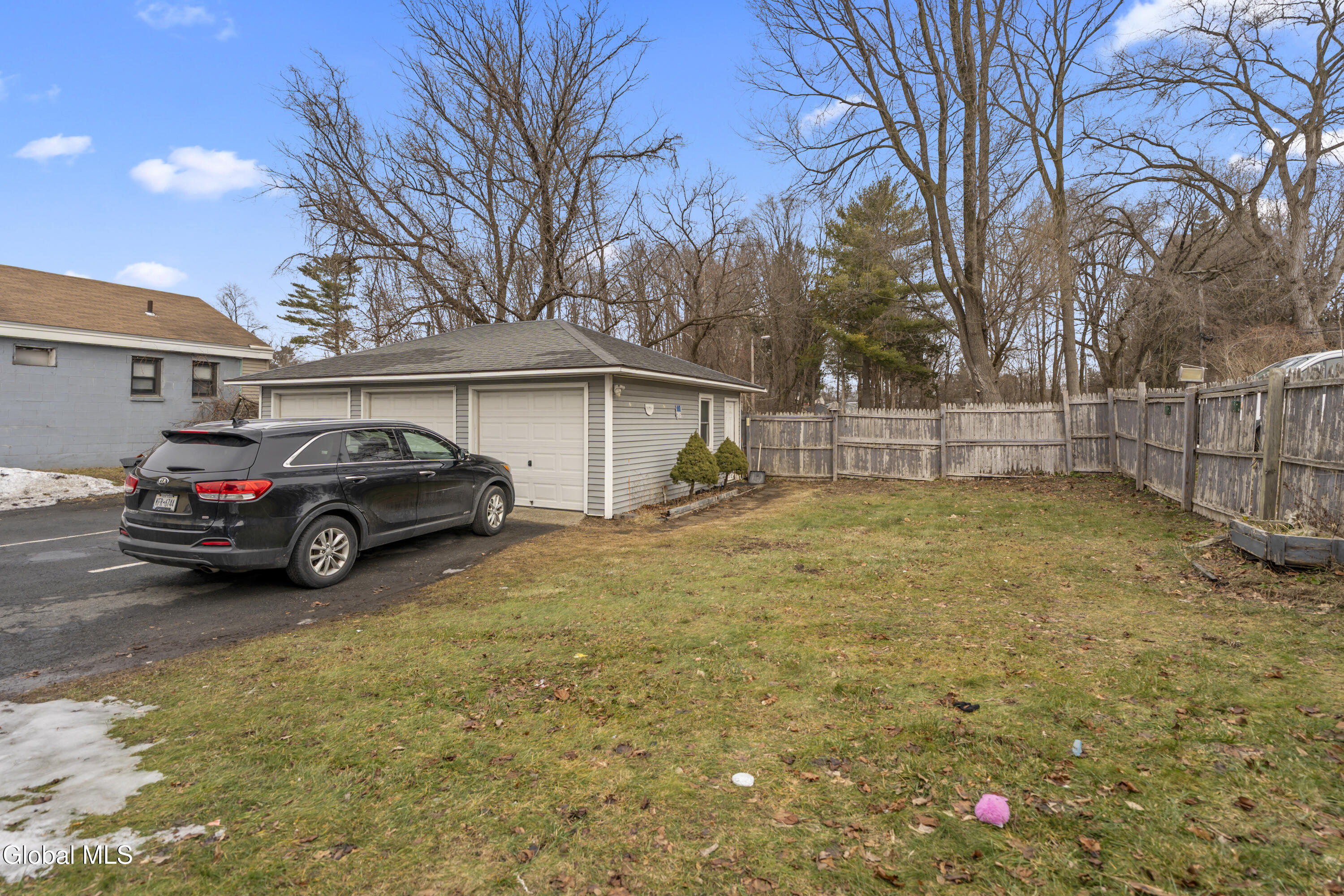 1879 Central Avenue Albany NY 12205