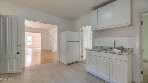 28 Park Street Gloversville NY 12078