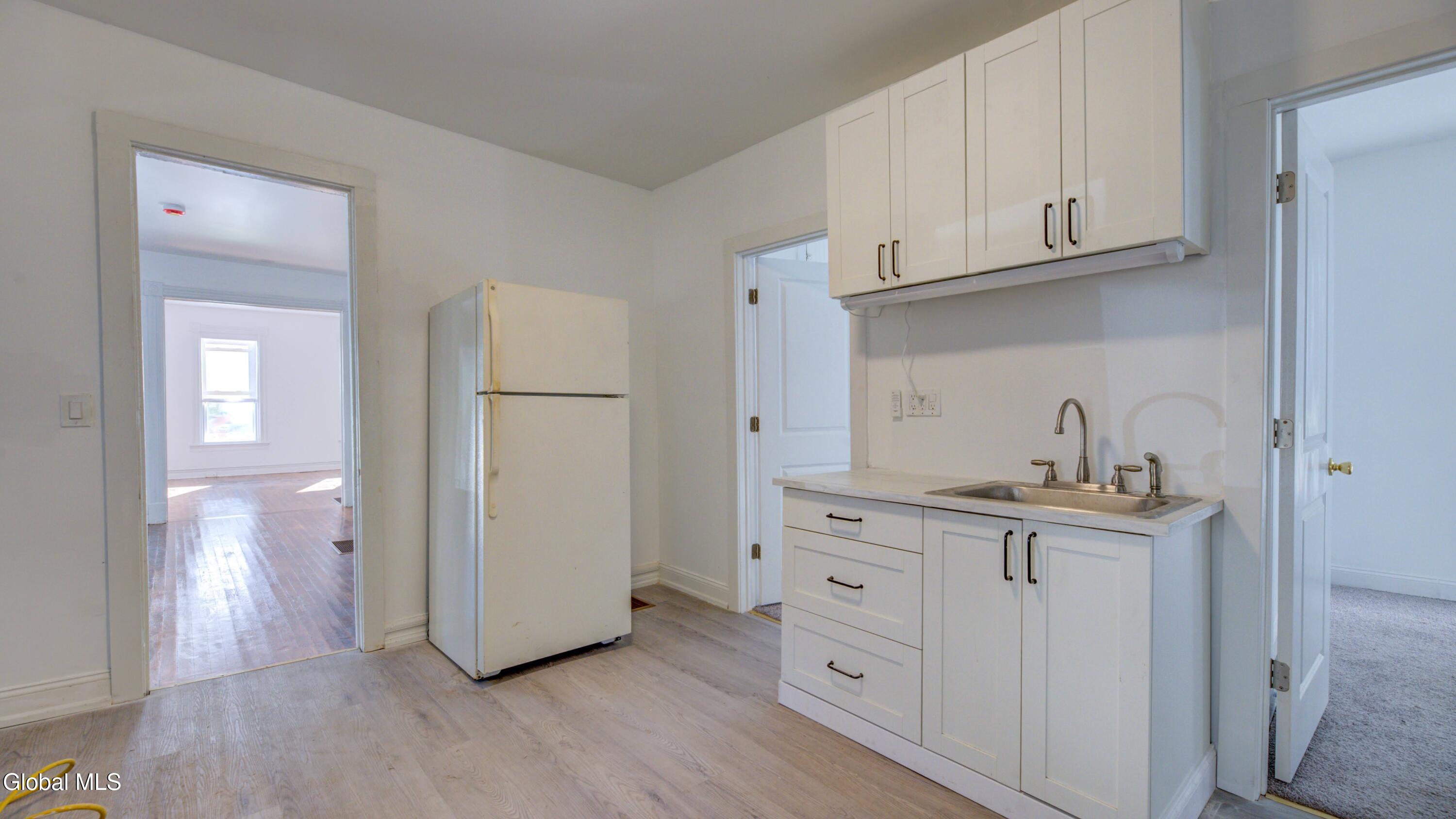 28 Park Street Gloversville NY 12078
