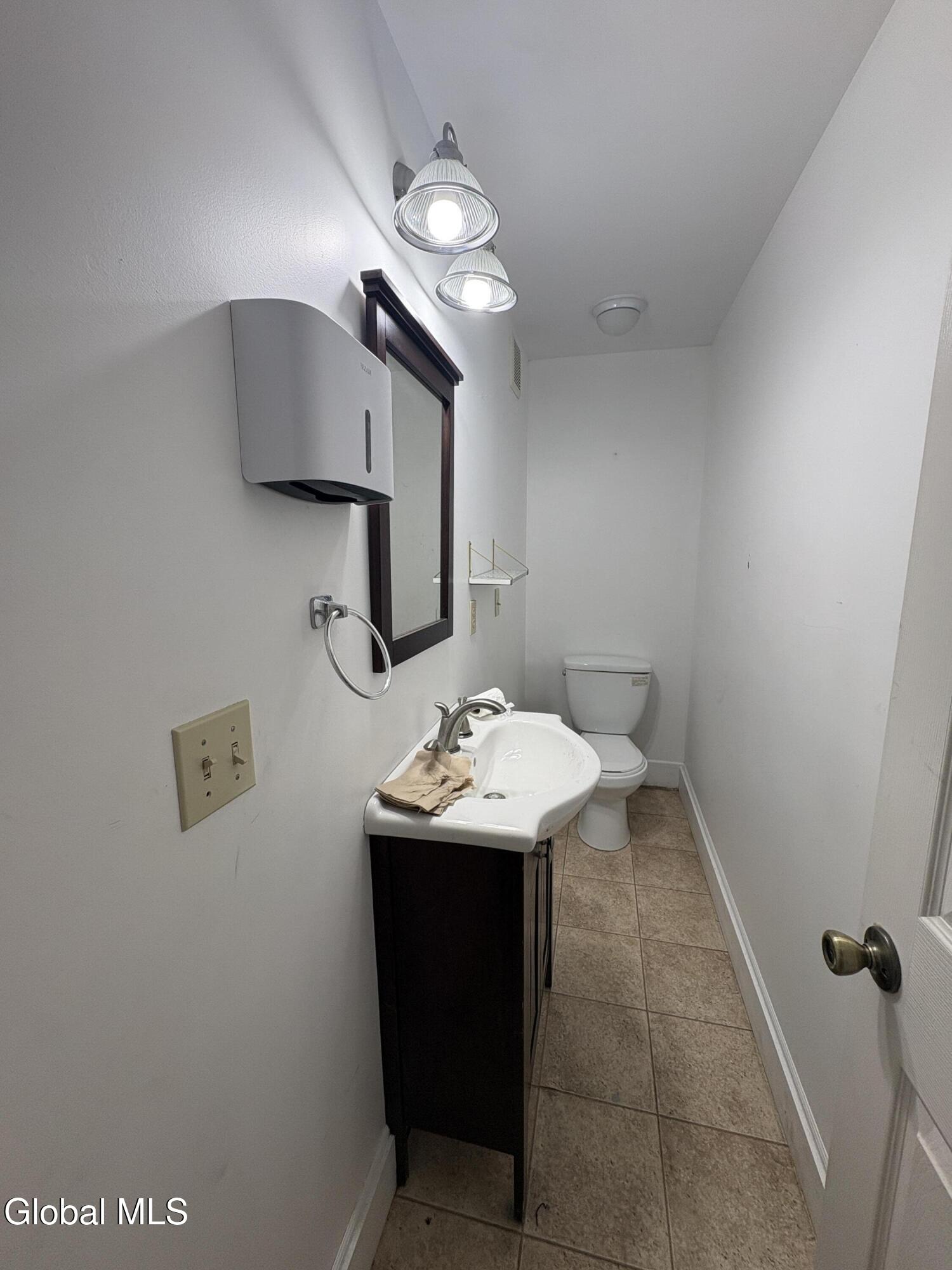 1147 Central Avenue Colonie NY 12205