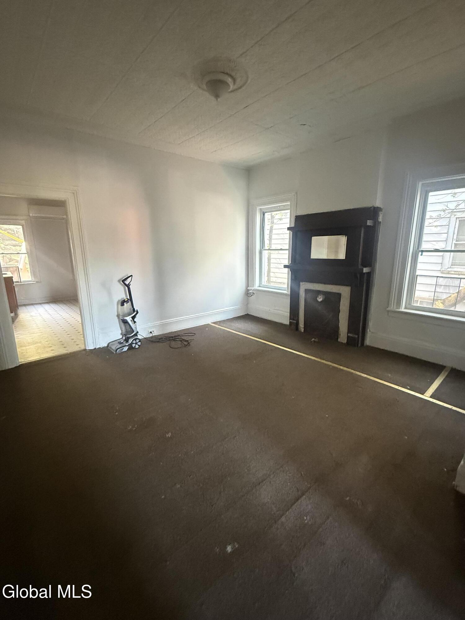 486 4th Street Troy NY 12180