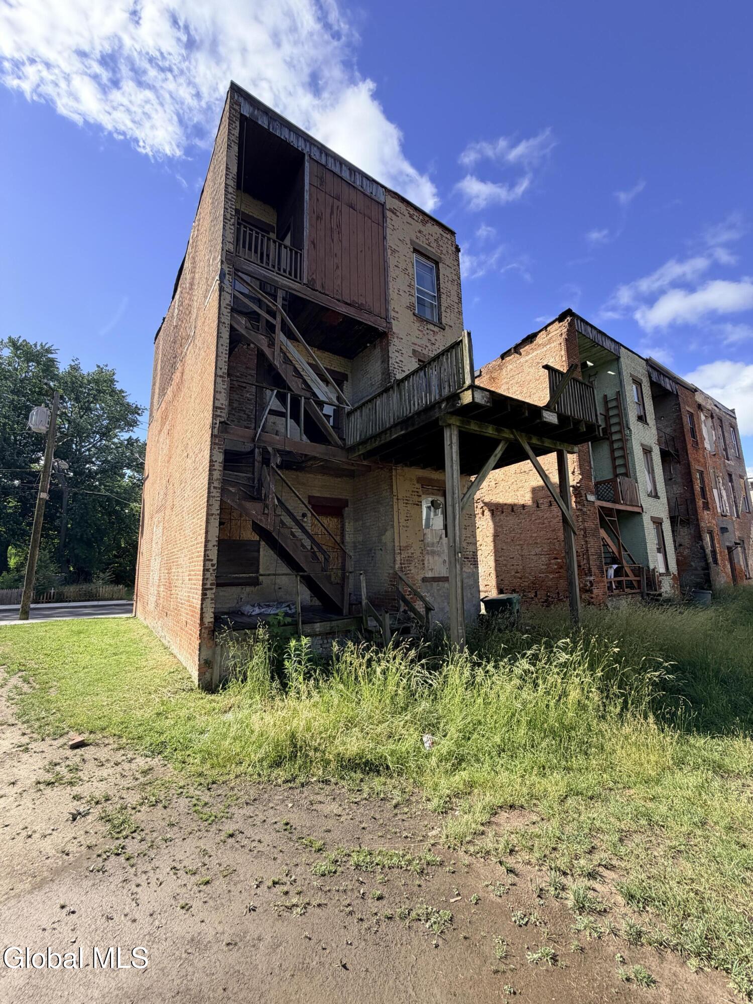 13 Lexington Avenue Albany NY 12206