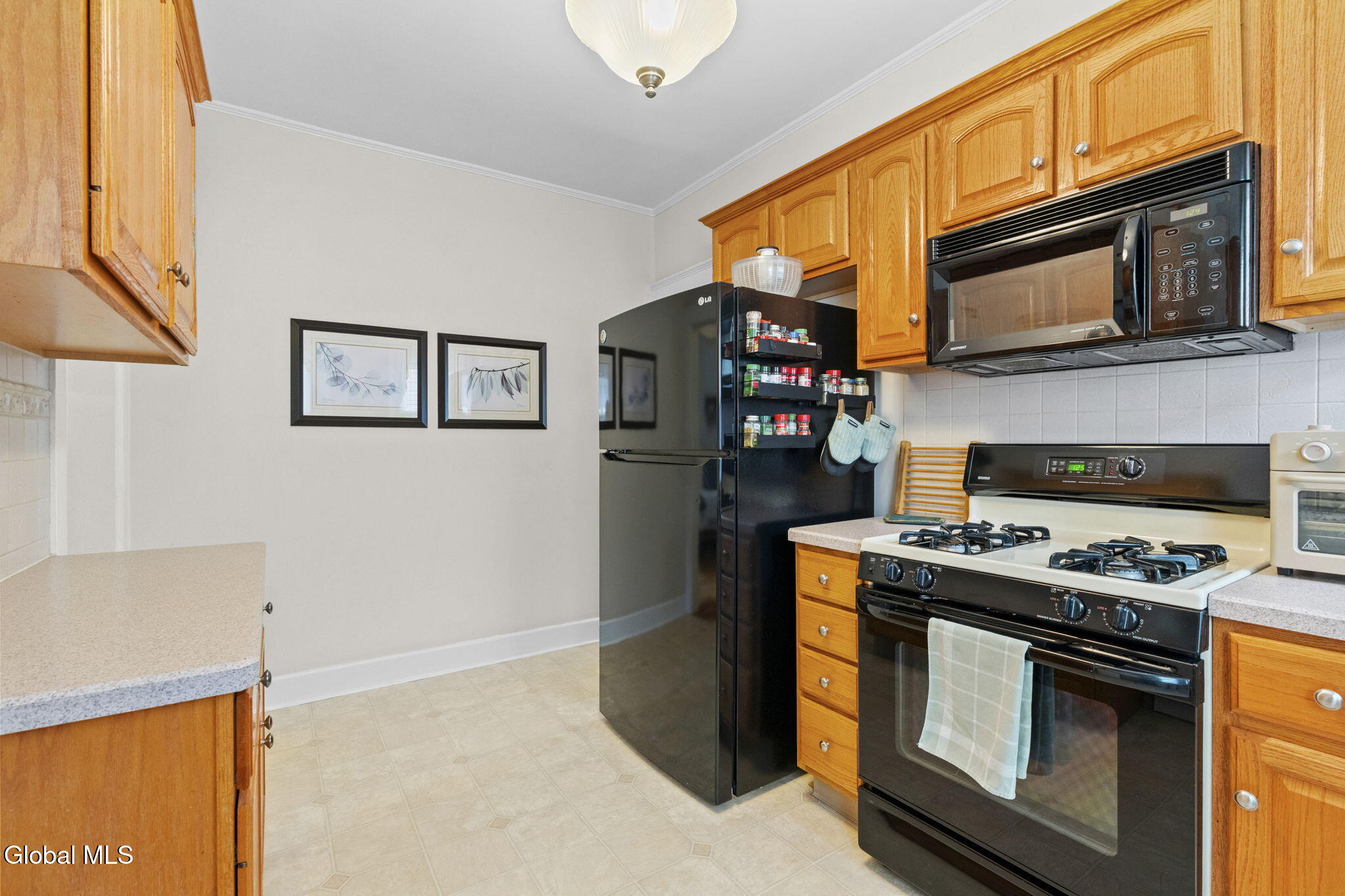 1603 Union Street Schenectady NY 12309