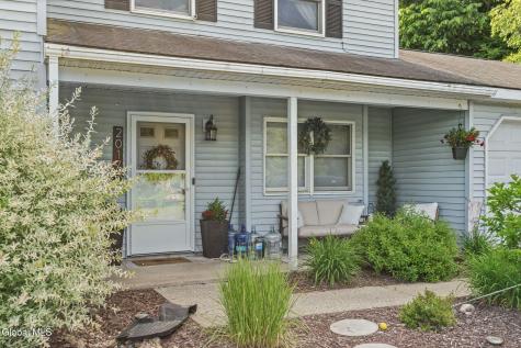 2015-2017 St Paul Drive Ballston Spa NY 12020