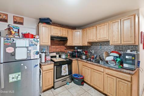 2531 6th Avenue Troy NY 12180