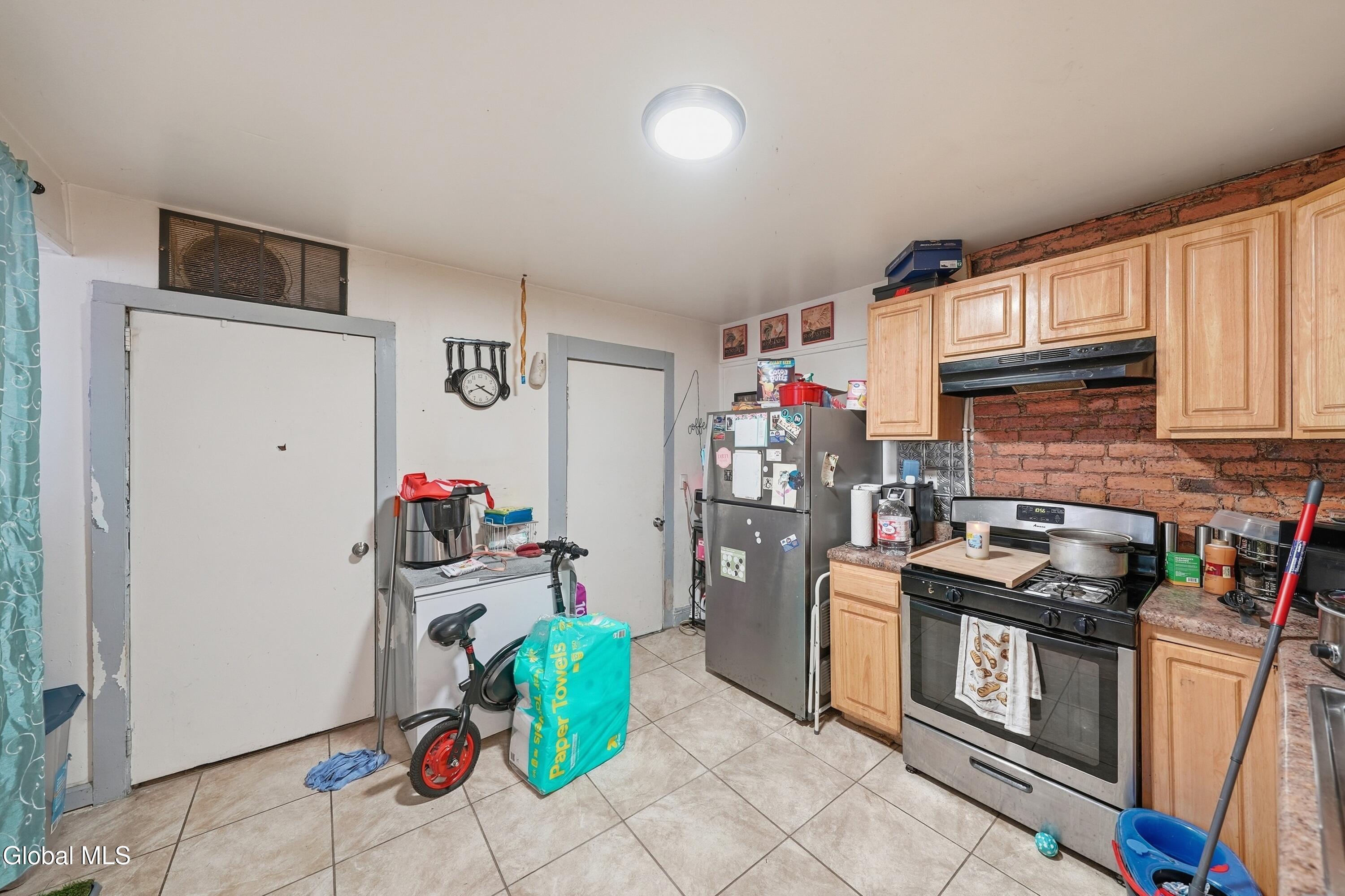 2531 6th Avenue Troy NY 12180