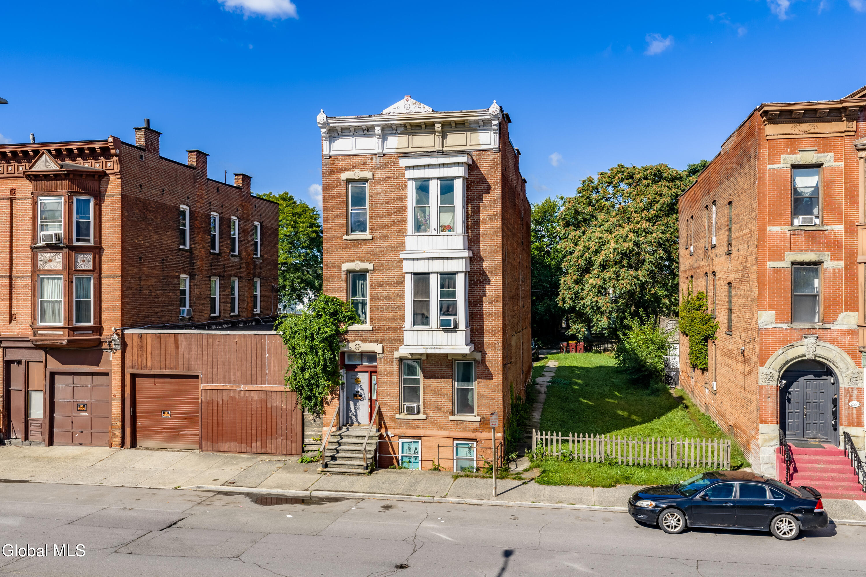 2531 6th Avenue Troy NY 12180