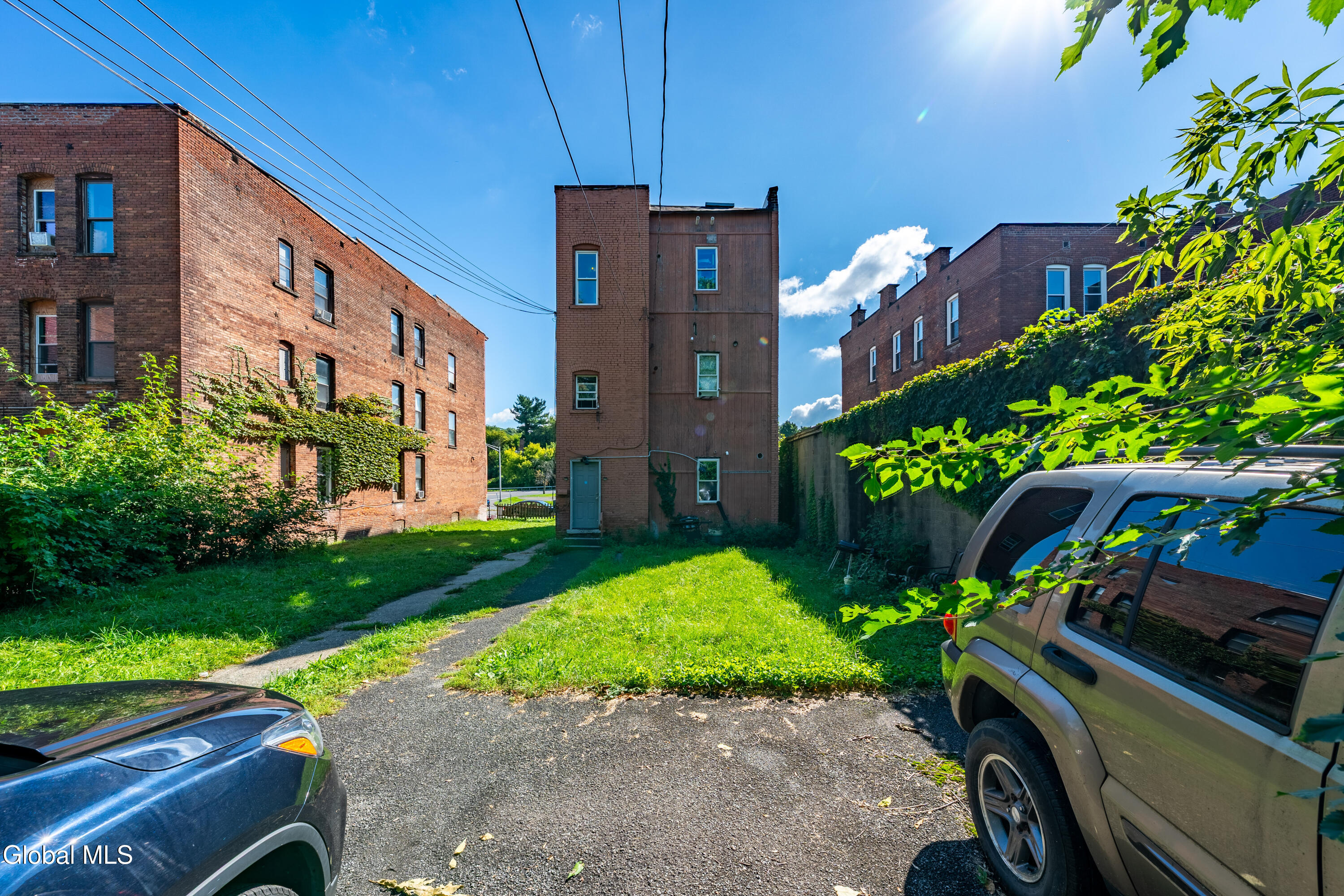 2531 6th Avenue Troy NY 12180