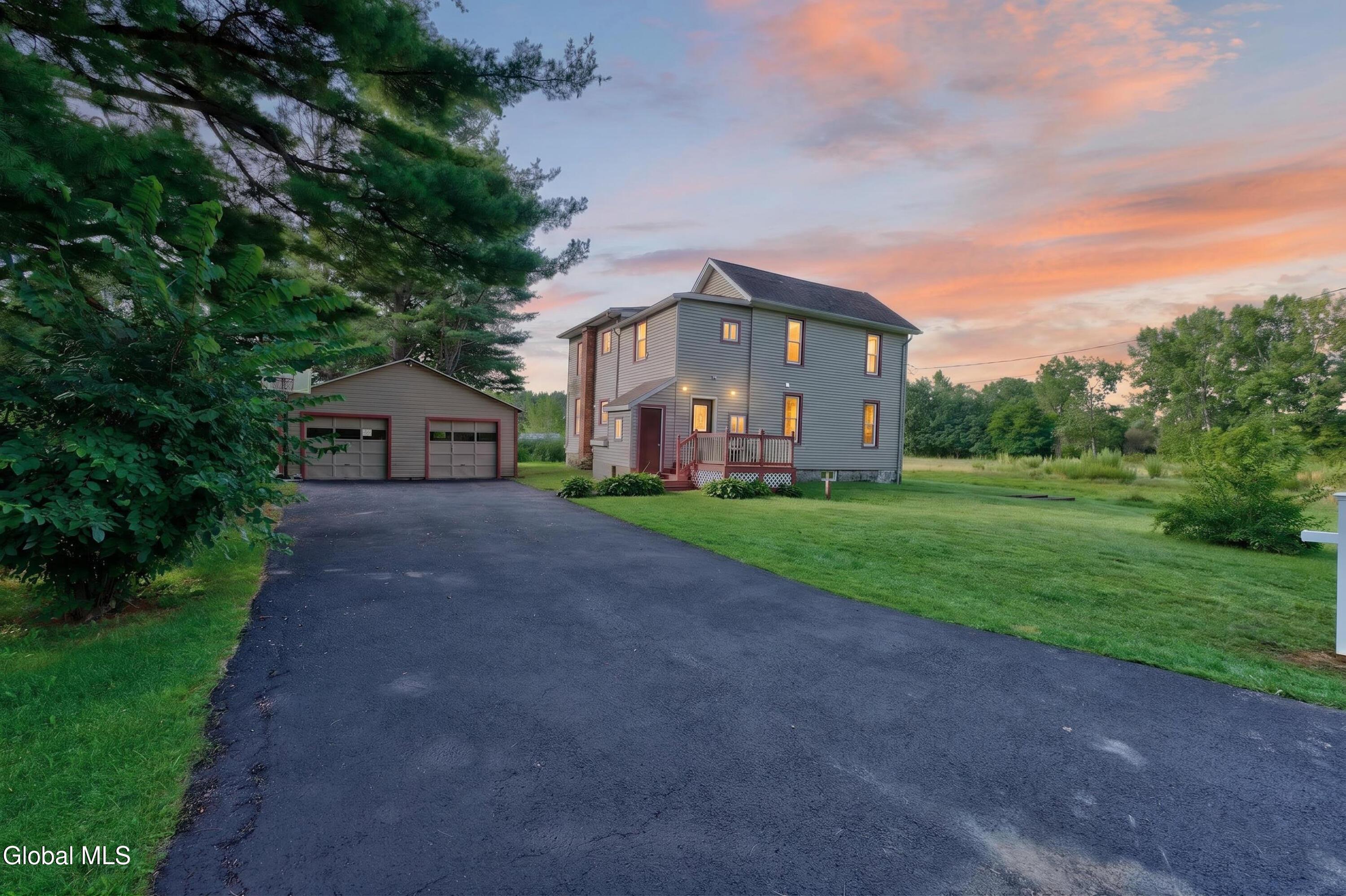 26 Verbraska Avenue Amsterdam NY 12010