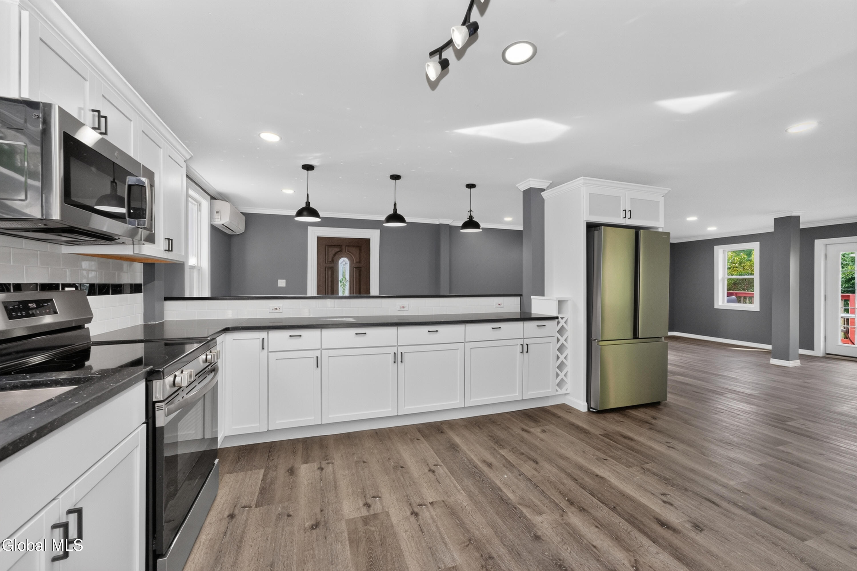 26 Verbraska Avenue Amsterdam NY 12010