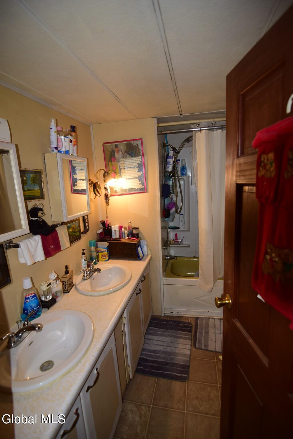 460 Cold Spring Road Saratoga Springs NY 12866