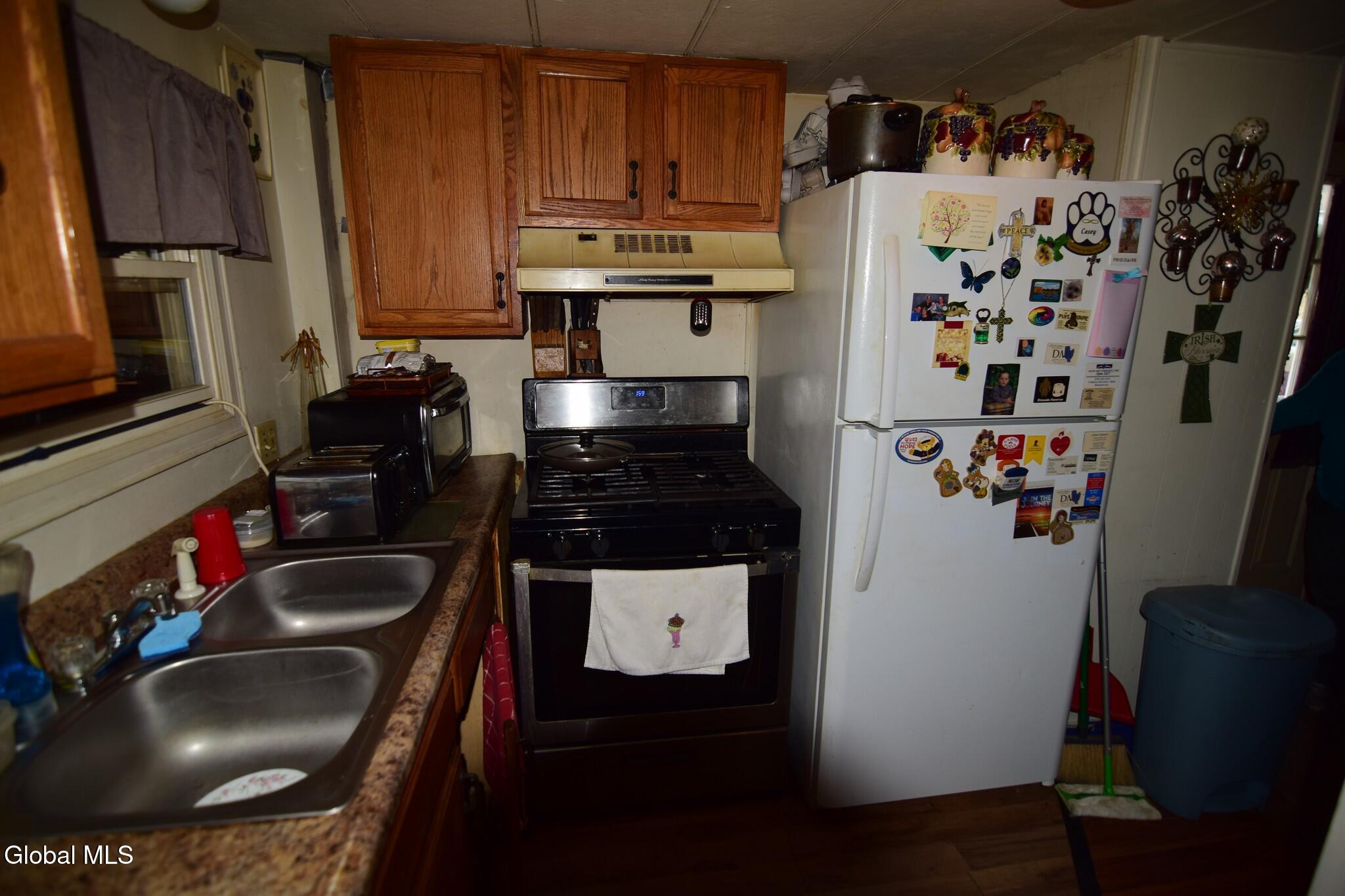 460 Cold Spring Road Saratoga Springs NY 12866