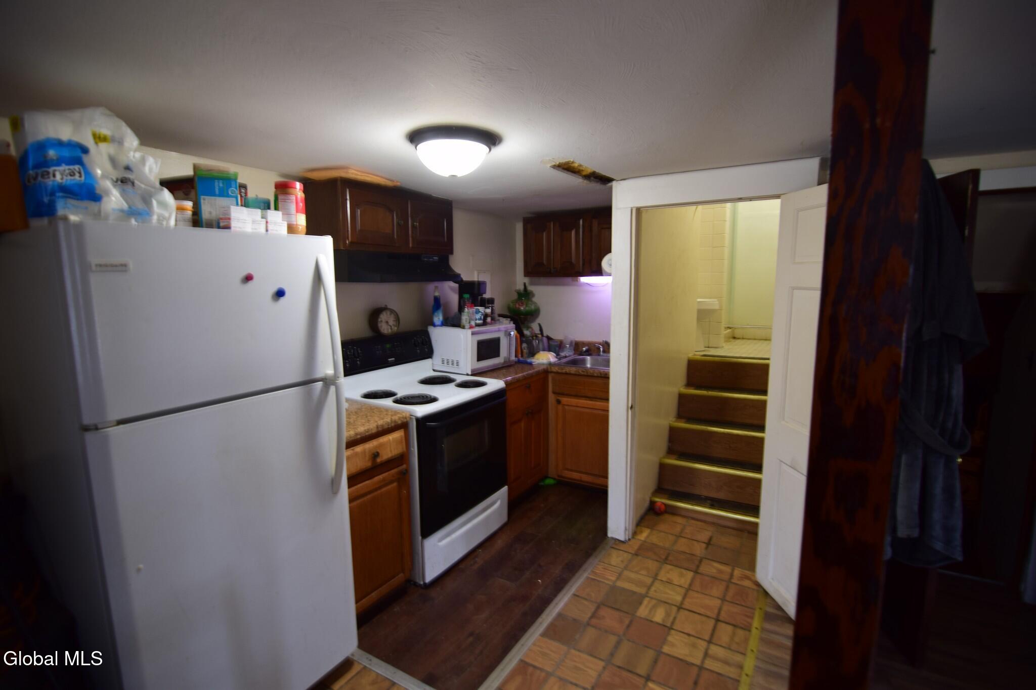 460 Cold Spring Road Saratoga Springs NY 12866