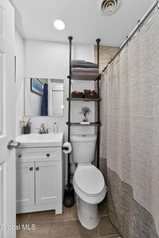 479 2nd Street Troy NY 12180