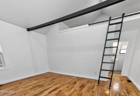 479 2nd Street Troy NY 12180