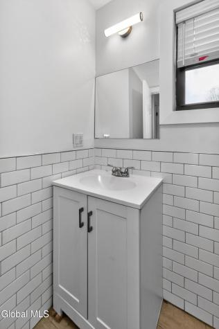 479 2nd Street Troy NY 12180