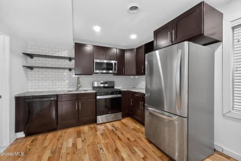 479 2nd Street Troy NY 12180