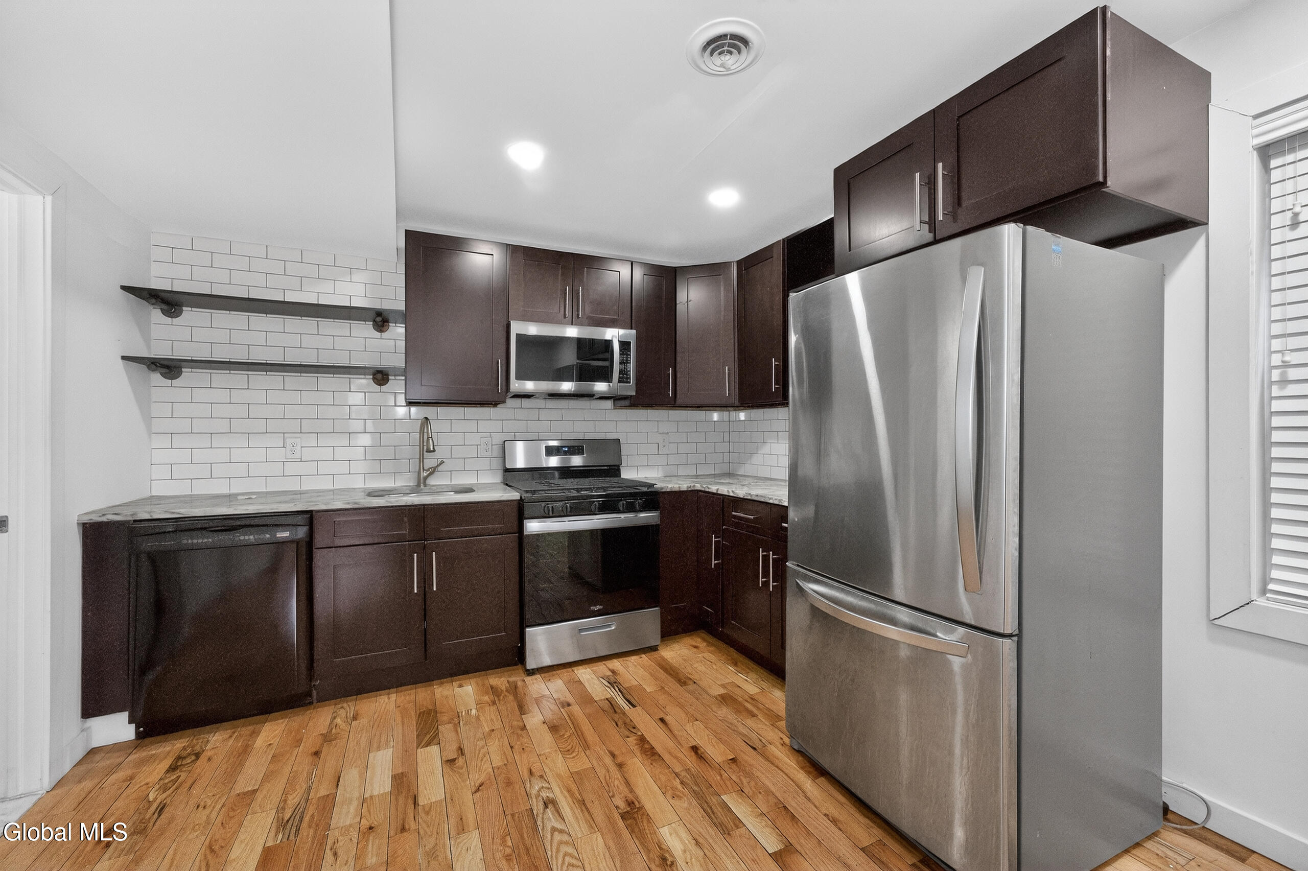 479 2nd Street Troy NY 12180
