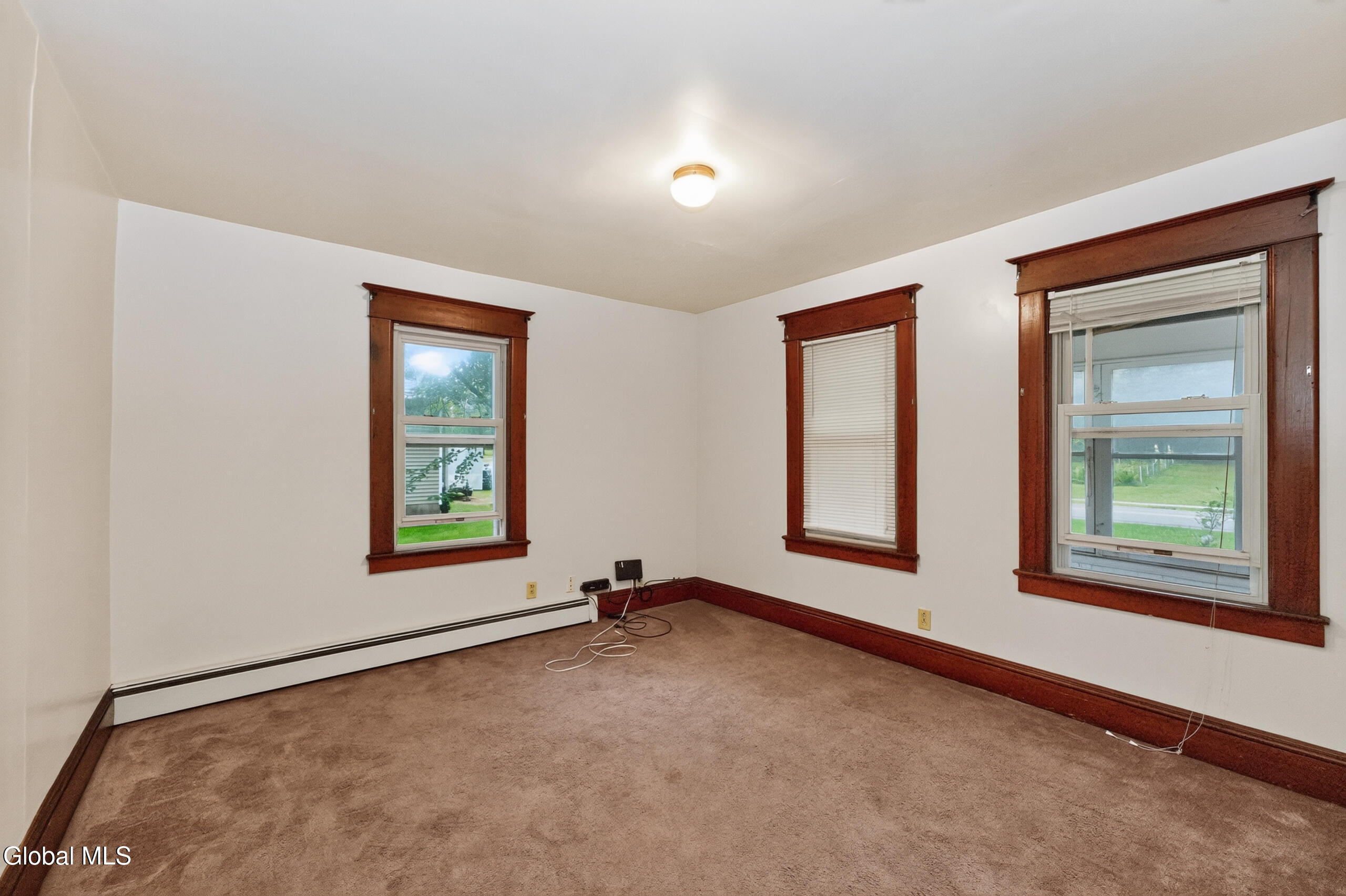 2177 Helderberg Avenue Schenectady NY 12306