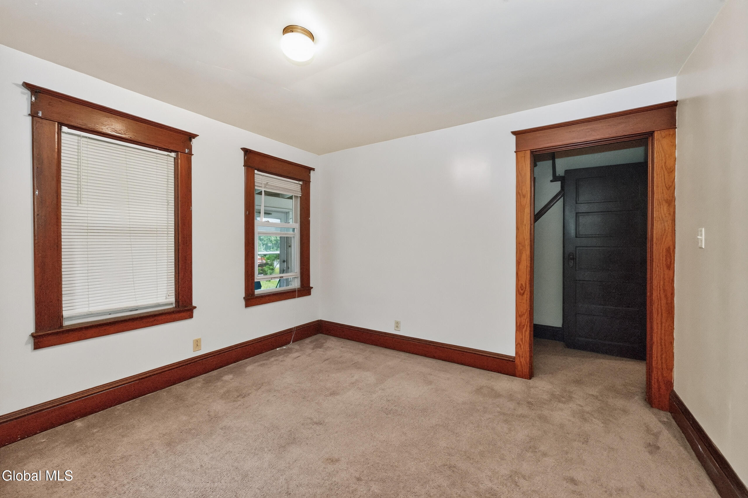 2177 Helderberg Avenue Schenectady NY 12306