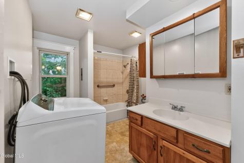 2177 Helderberg Avenue Schenectady NY 12306