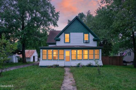 2177 Helderberg Avenue Schenectady NY 12306