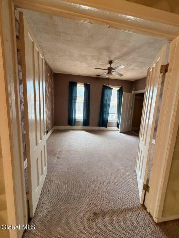 12 6th Street Gloversville NY 12078