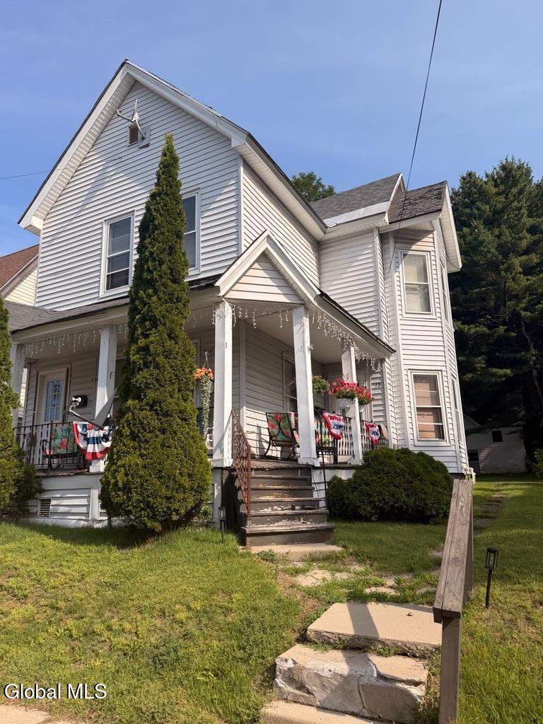 12 6th Street Gloversville NY 12078
