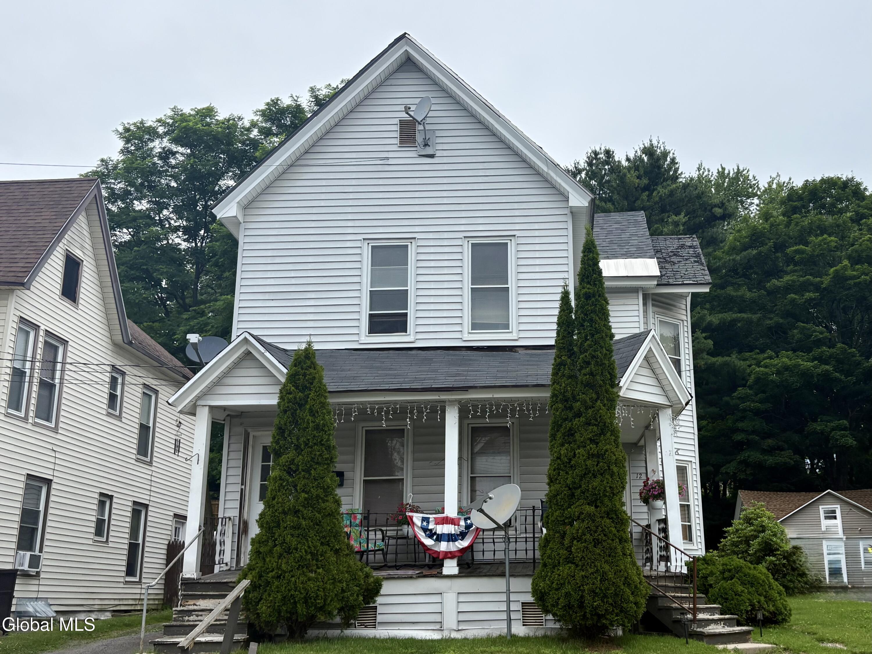 12 6th Street Gloversville NY 12078