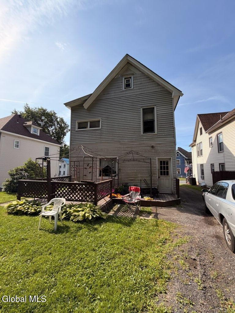 12 6th Street Gloversville NY 12078