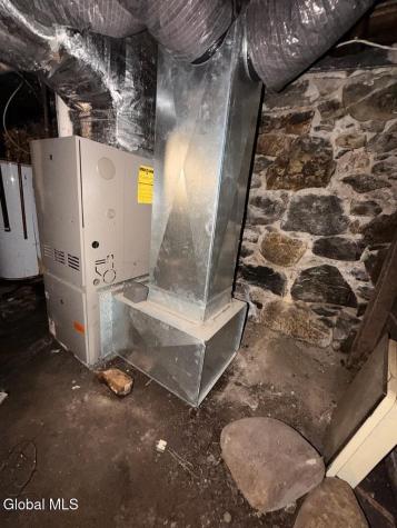 12 6th Street Gloversville NY 12078