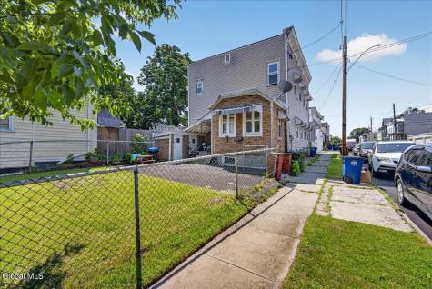 24 Chestnut Street Cohoes NY 12047