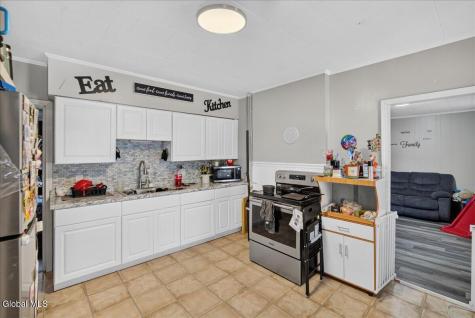 24 Chestnut Street Cohoes NY 12047