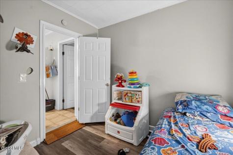 24 Chestnut Street Cohoes NY 12047