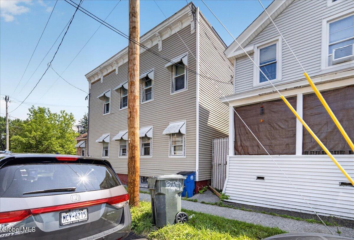 24 Chestnut Street Cohoes NY 12047