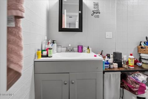 24 Chestnut Street Cohoes NY 12047