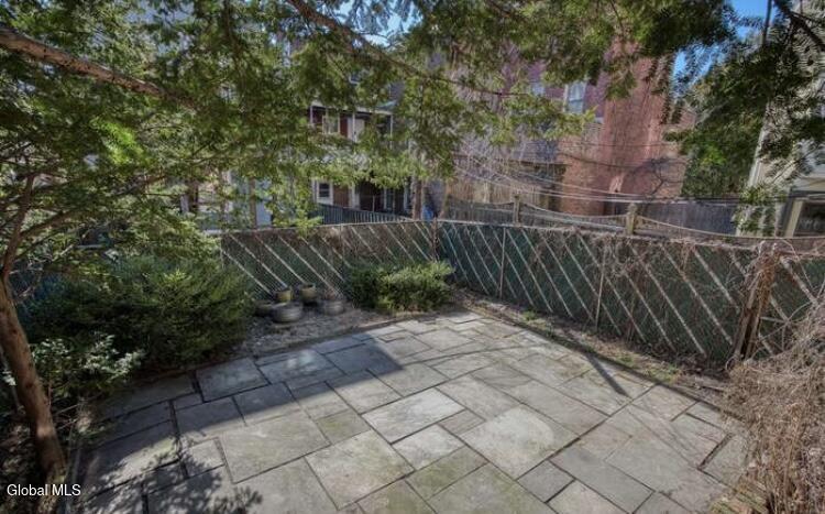 138 Lancaster Street Albany NY 12210
