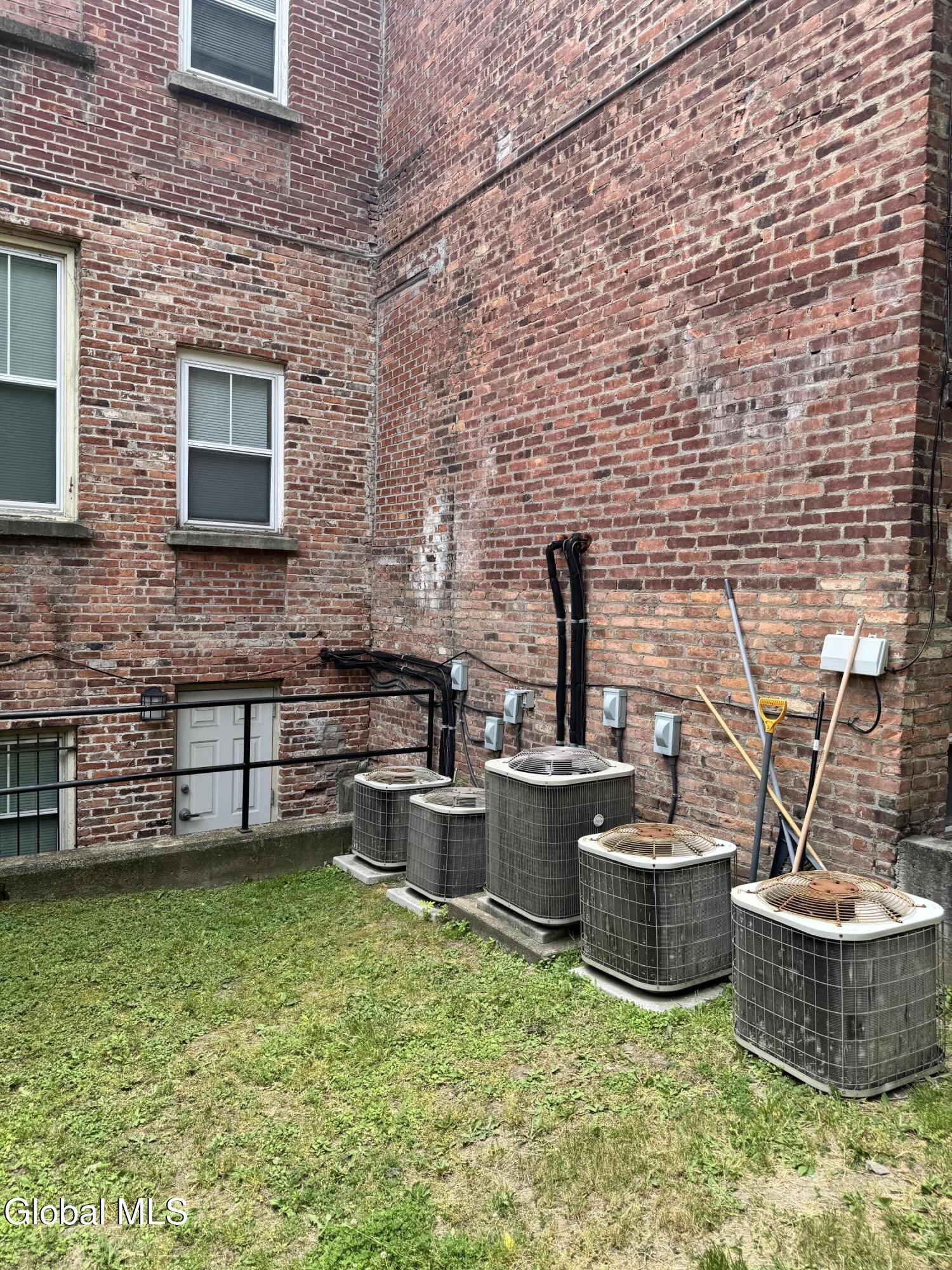 341-345 Clinton Avenue Albany NY 12210