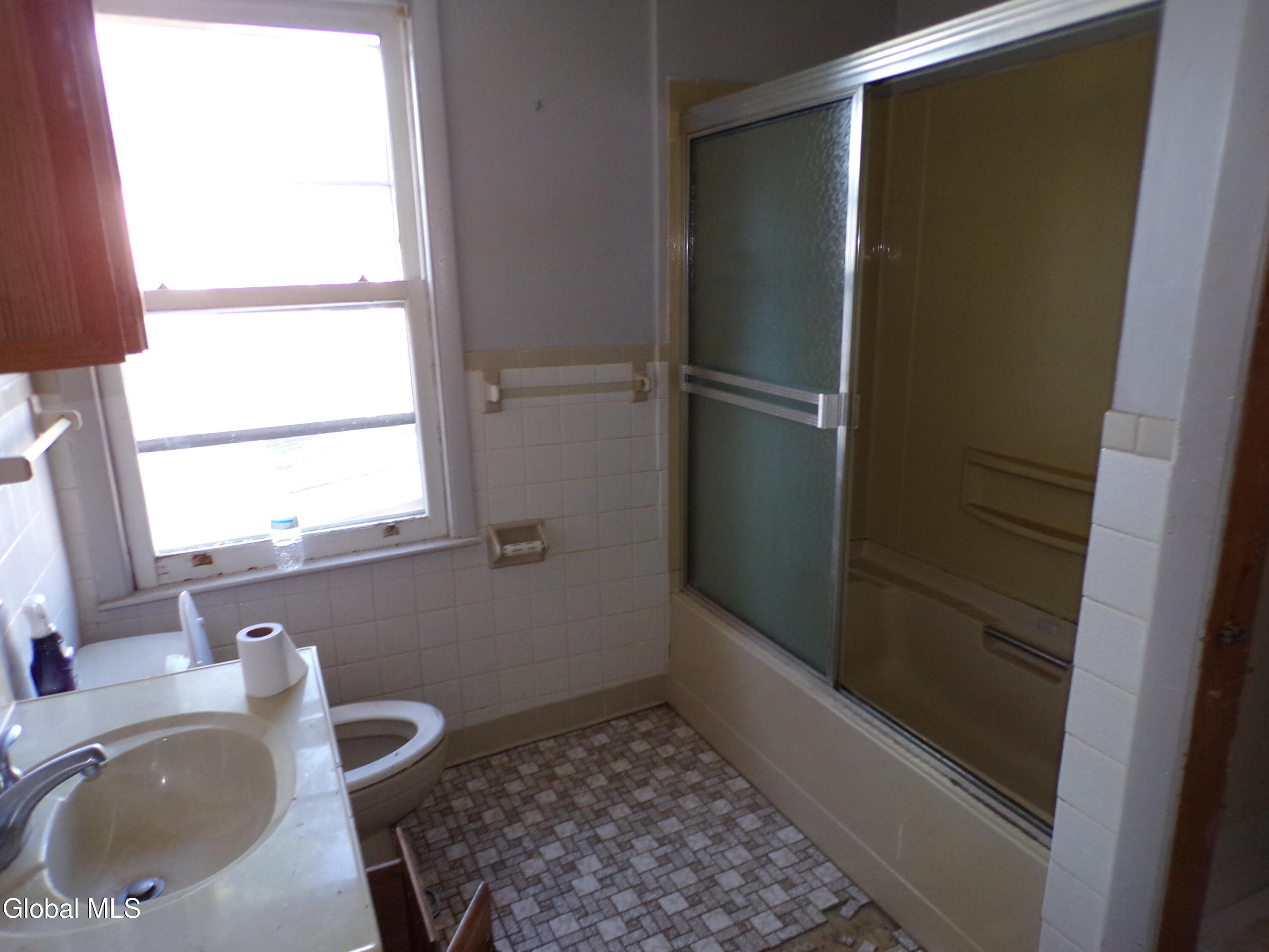 709 4th Avenue Troy NY 12182