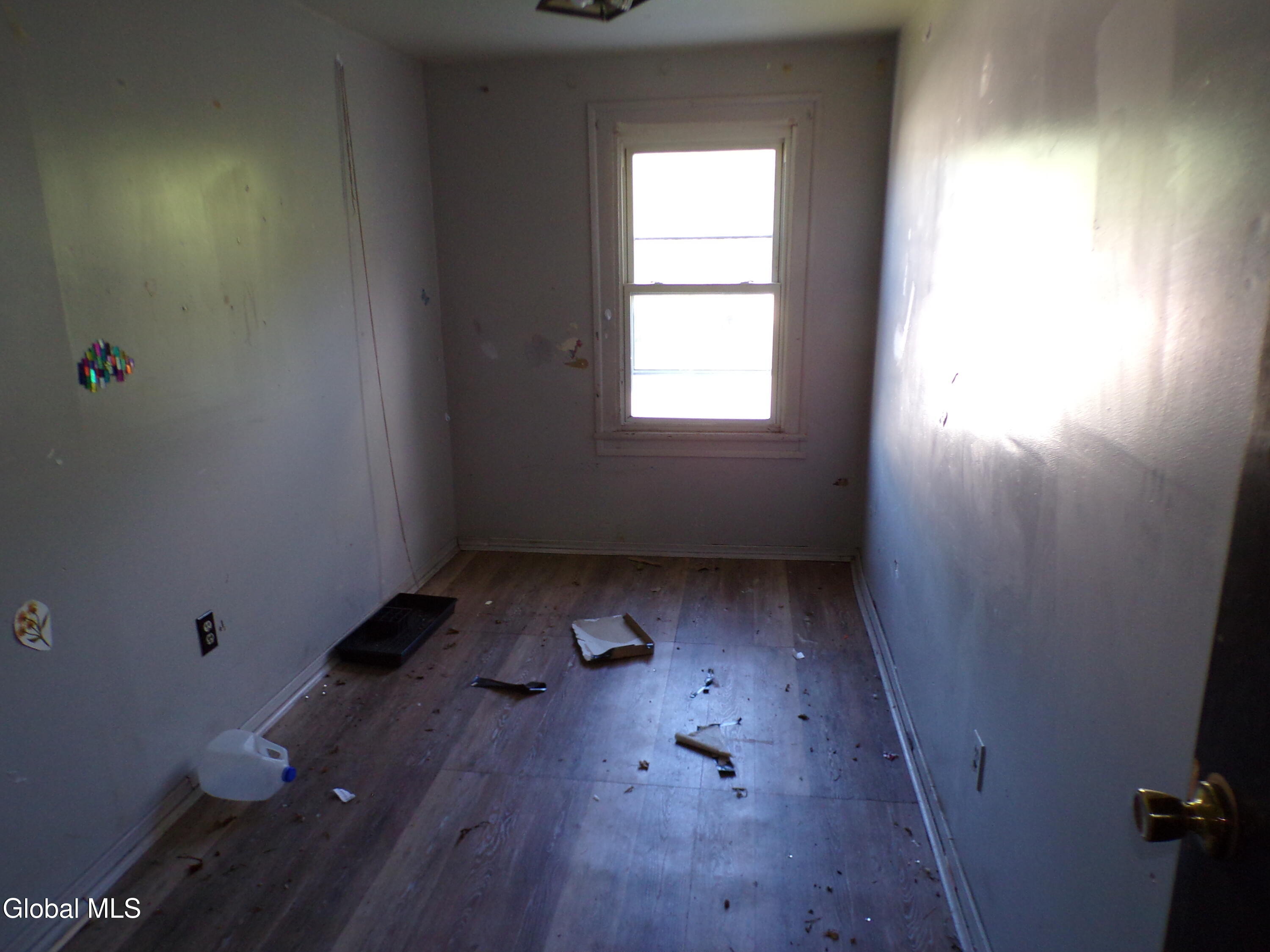 709 4th Avenue Troy NY 12182
