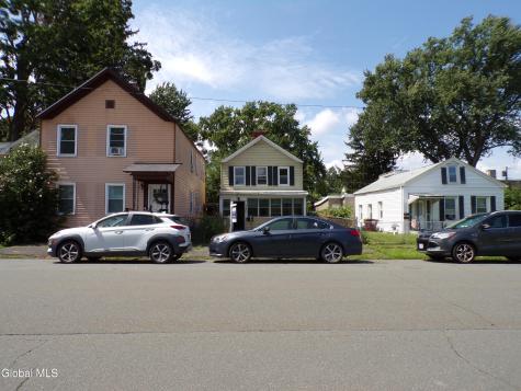 709 4th Avenue Troy NY 12182